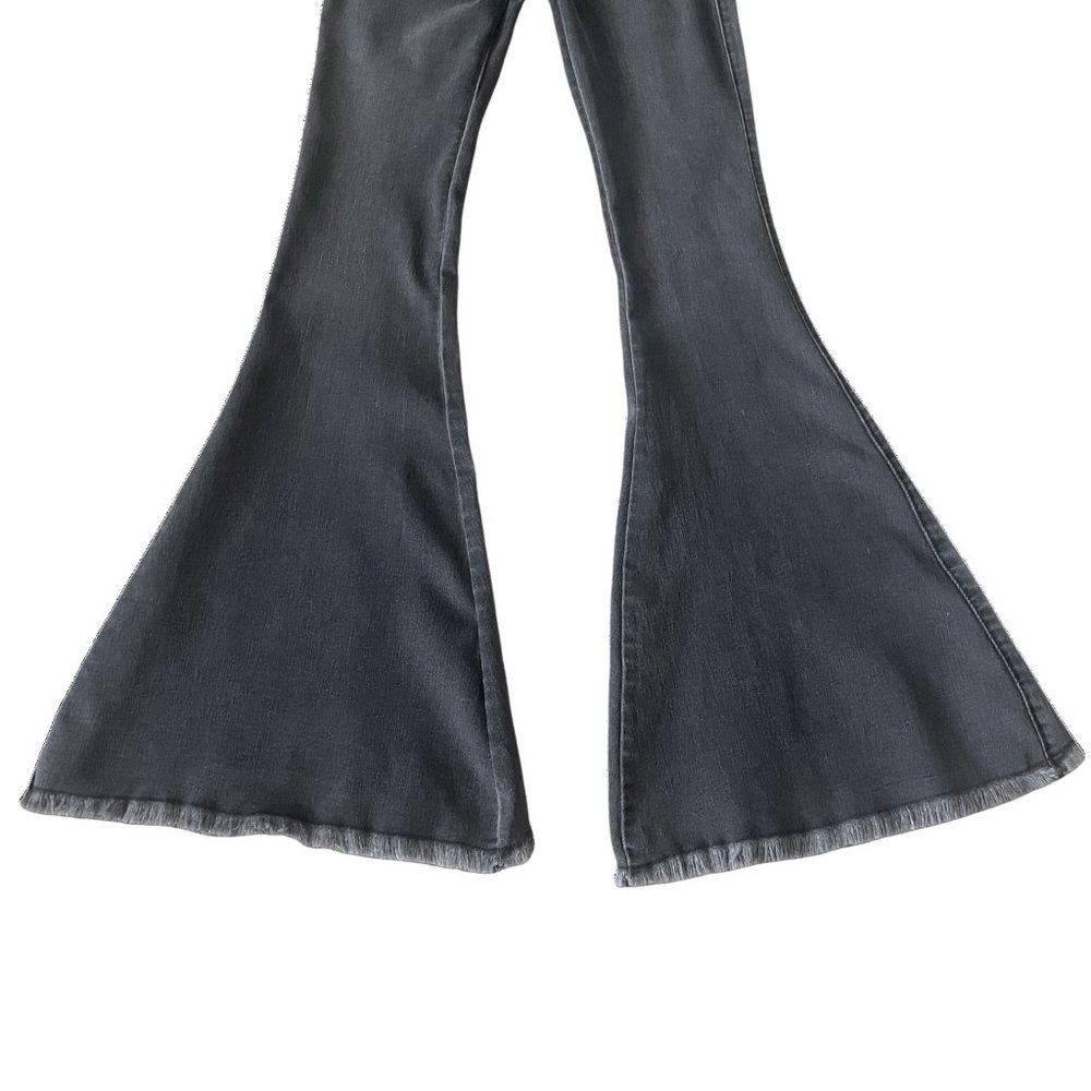 FREE PEOPLE Black Bell Bottom Flare Jeans SIZE 25 SHORT - Picture 5 of 8